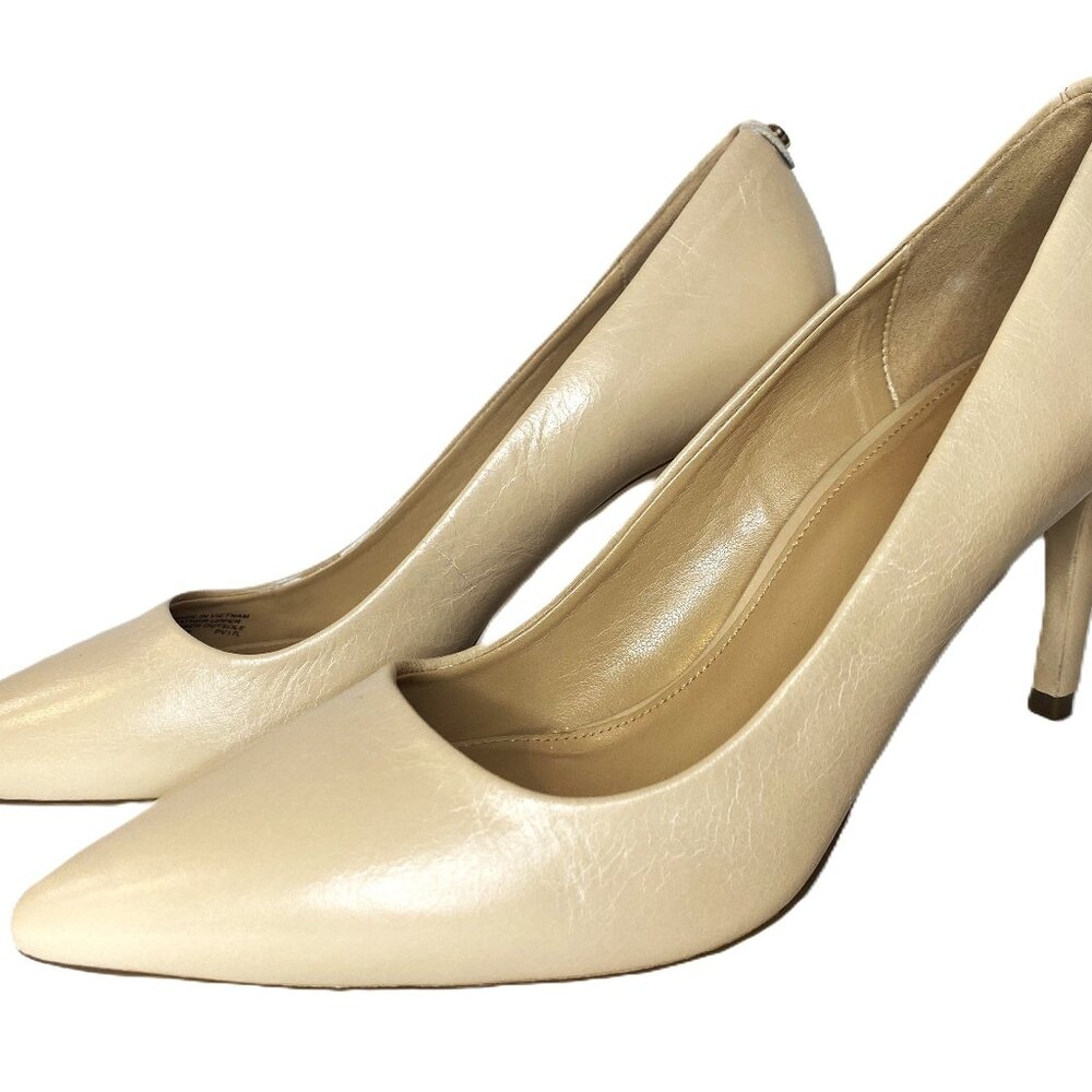 Michael Kors Tan / Nude Leather Pumps - Size 8